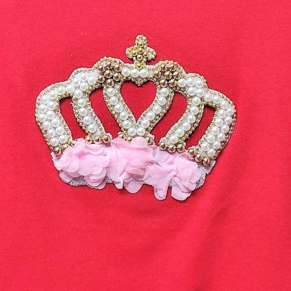 QUEEN Crown Rhinestone/Pearls HANDMADE, Ladies Tee, Bling T-Shirt, RED - Picture 1 of 6
